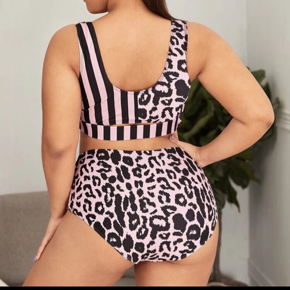 Plus leopard and striped bikini - Picture 3 of 4